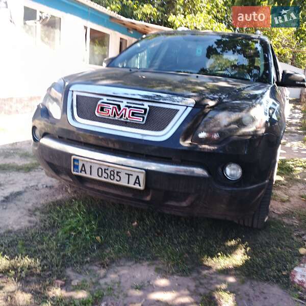 Внедорожник / Кроссовер GMC Acadia 2008 в 