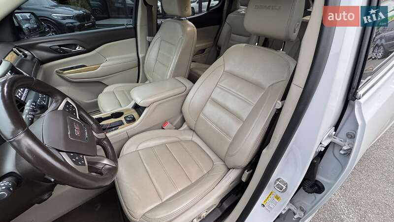 Внедорожник / Кроссовер GMC Acadia 2016 в Киеве фото 25 Внедорожник / Кроссовер GMC Acadia 2016 в Киеве