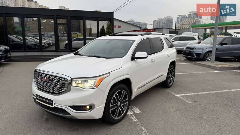 Внедорожник / Кроссовер GMC Acadia 2016 в Киеве фото 54 Внедорожник / Кроссовер GMC Acadia 2016 в Киеве