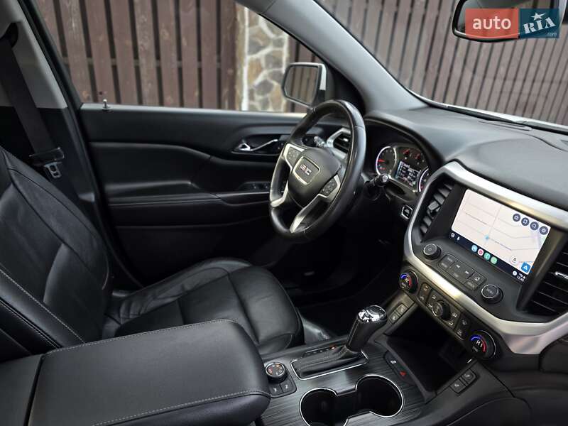 Внедорожник / Кроссовер GMC Acadia 2016 в Киеве фото 14 Внедорожник / Кроссовер GMC Acadia 2016 в Киеве