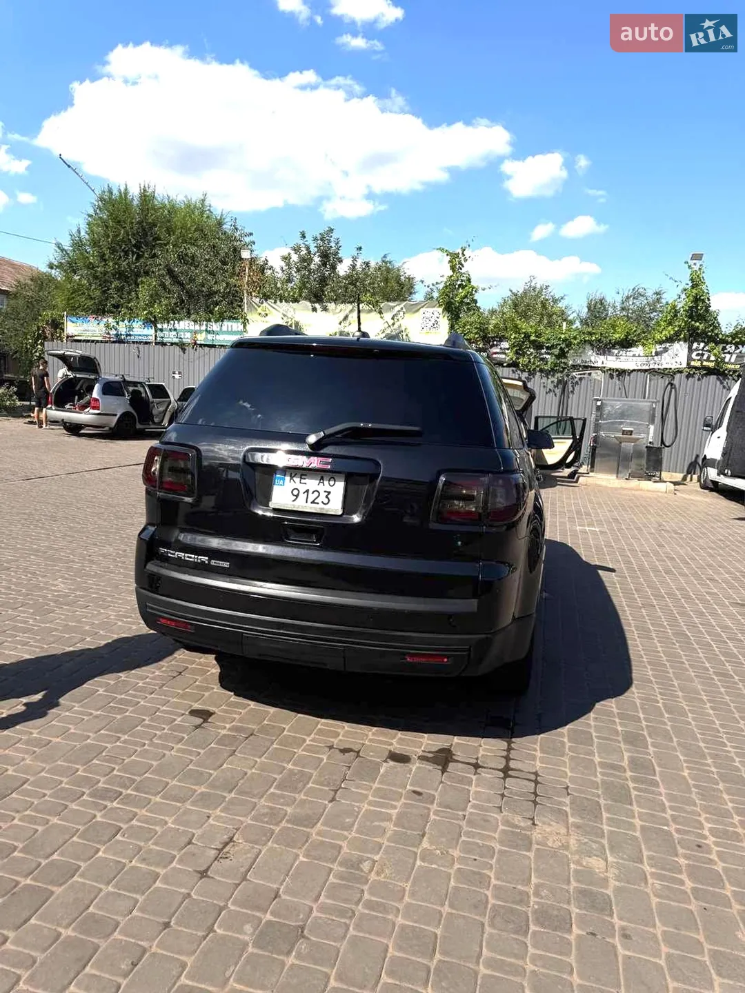 2017 GMC Acadia - мініатюра 3
