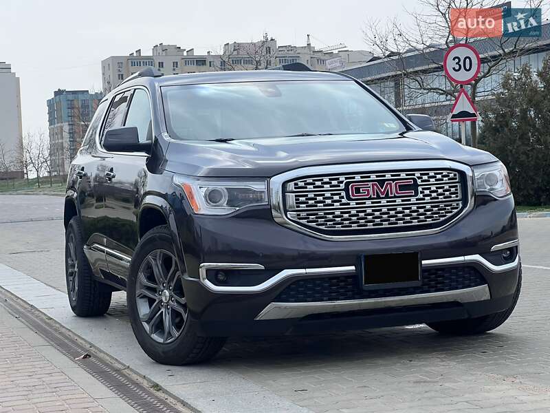 Внедорожник / Кроссовер GMC Acadia 2018 в Одессе