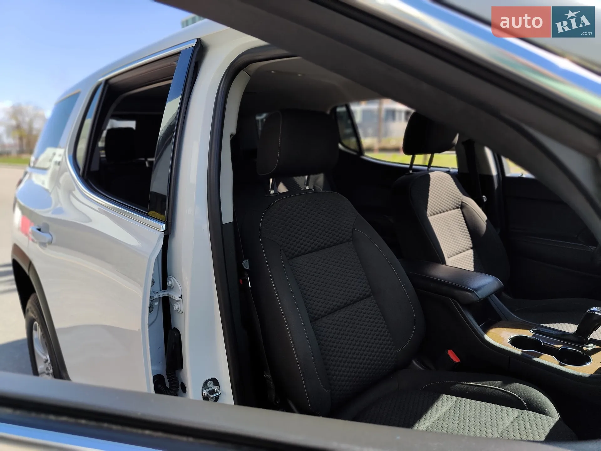 2017 GMC Acadia - мініатюра 31