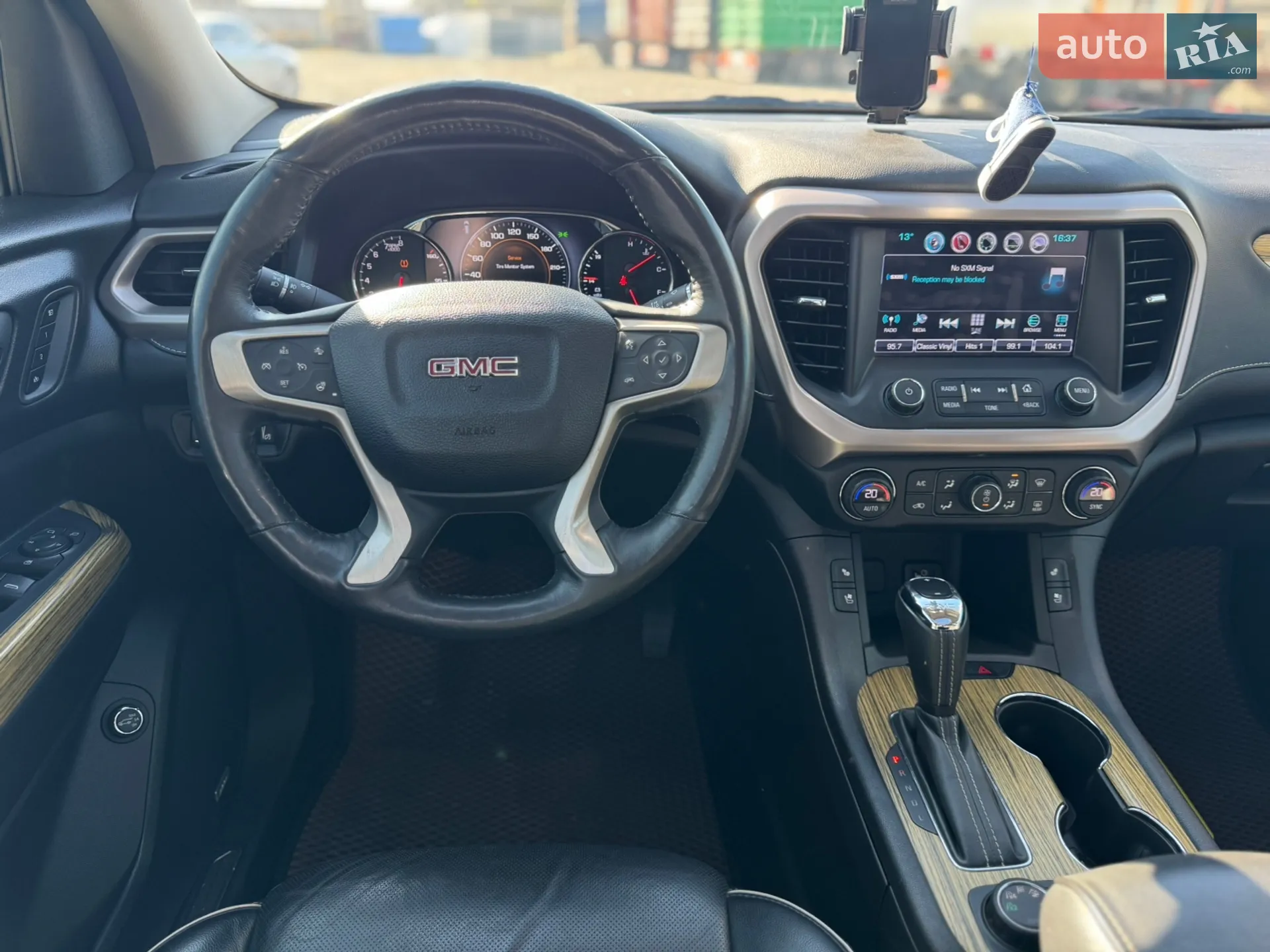 2017 GMC Acadia - мініатюра 16