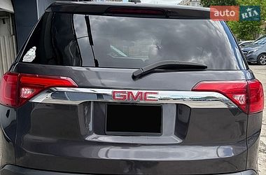 Внедорожник / Кроссовер GMC Acadia 2018 в Киеве