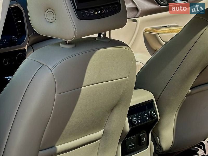 Позашляховик / Кросовер GMC Acadia 2017 в Києві фото 19 Позашляховик / Кросовер GMC Acadia 2017 в Києві