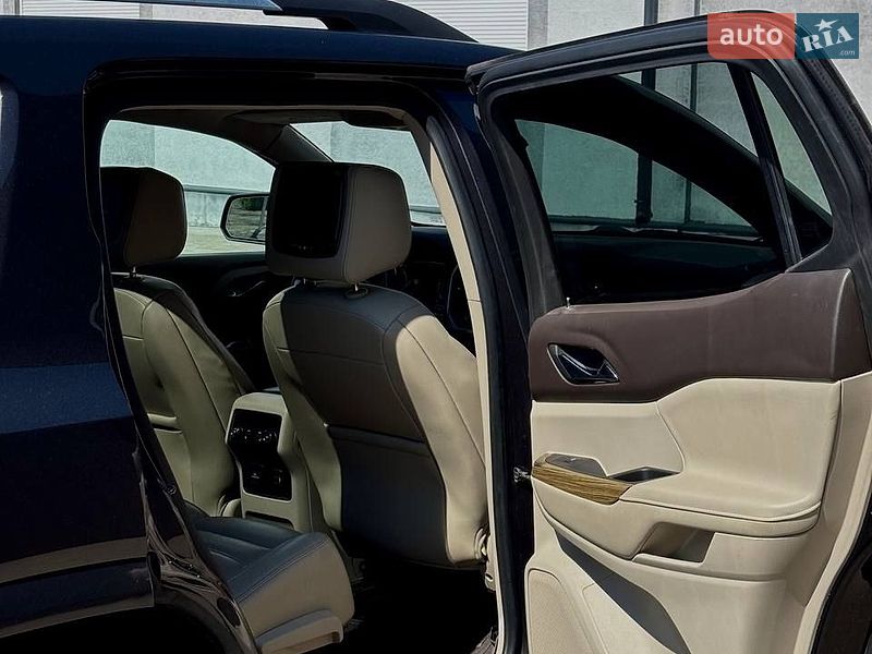 Позашляховик / Кросовер GMC Acadia 2017 в Києві фото 21 Позашляховик / Кросовер GMC Acadia 2017 в Києві