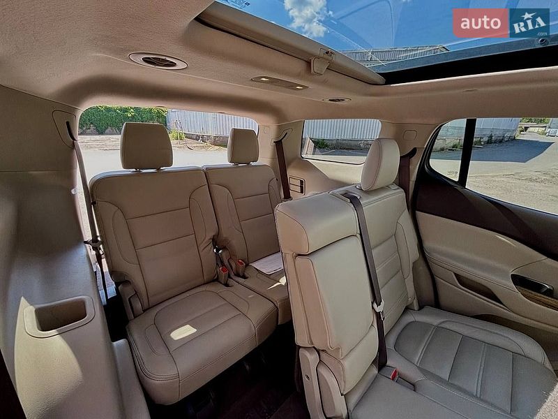 Позашляховик / Кросовер GMC Acadia 2017 в Києві фото 24 Позашляховик / Кросовер GMC Acadia 2017 в Києві