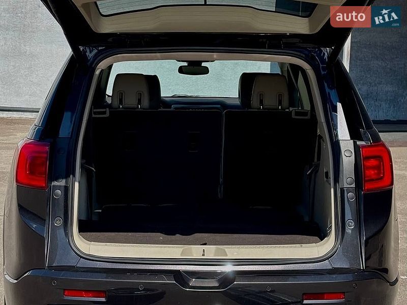 Позашляховик / Кросовер GMC Acadia 2017 в Києві фото 29 Позашляховик / Кросовер GMC Acadia 2017 в Києві