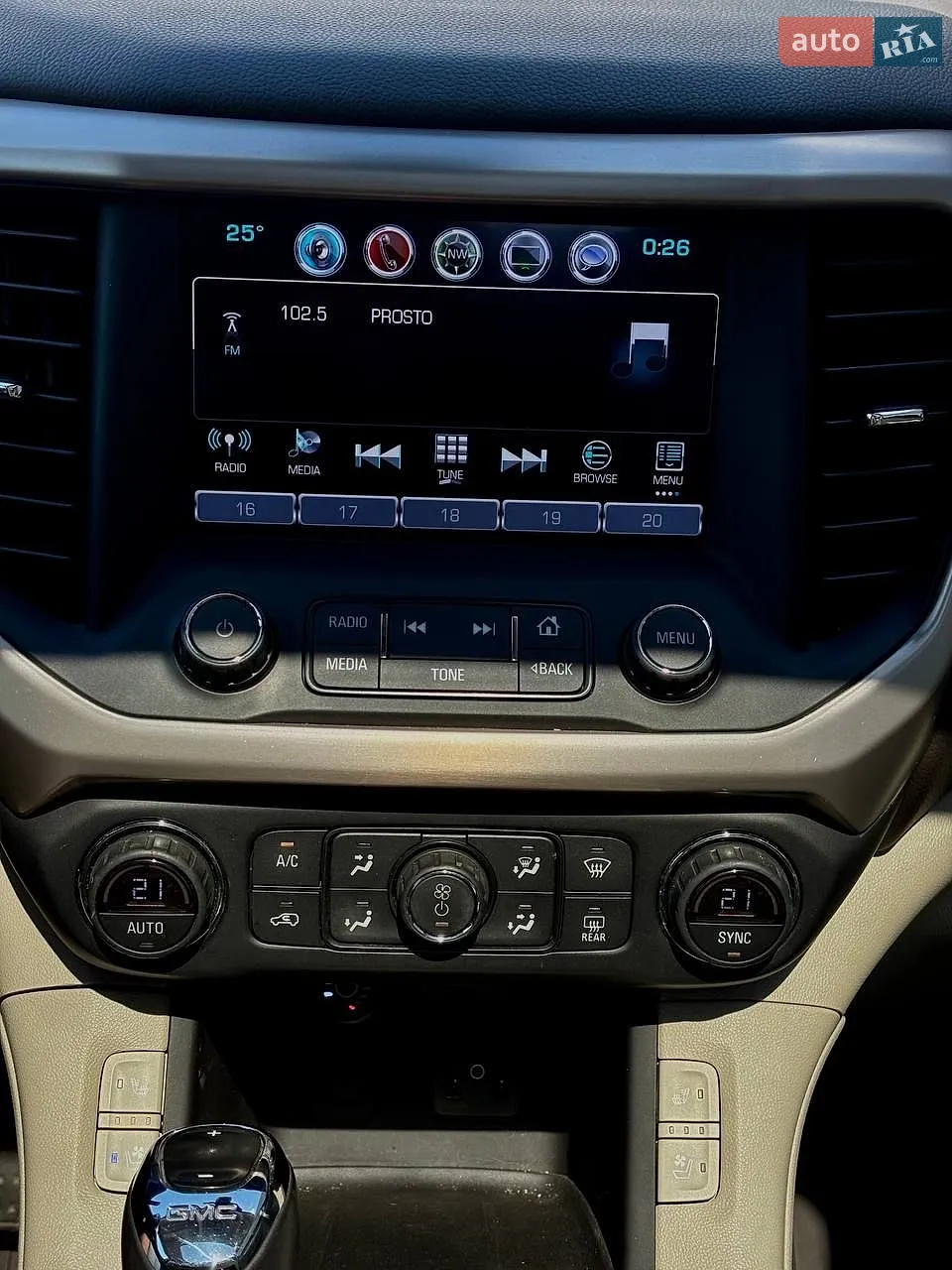 2017 GMC Acadia - мініатюра 31