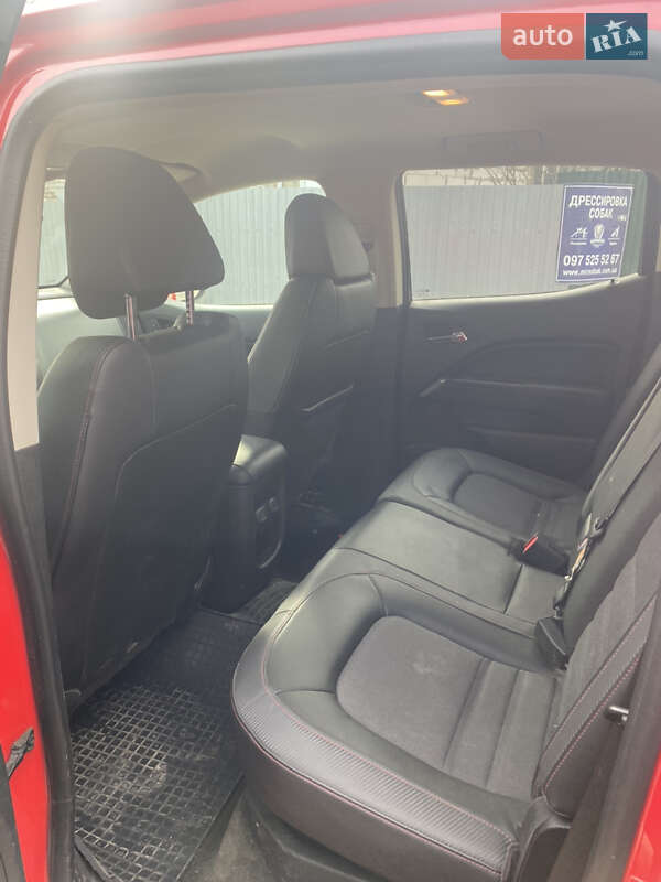 Пікап GMC Canyon 2014 в Бучі