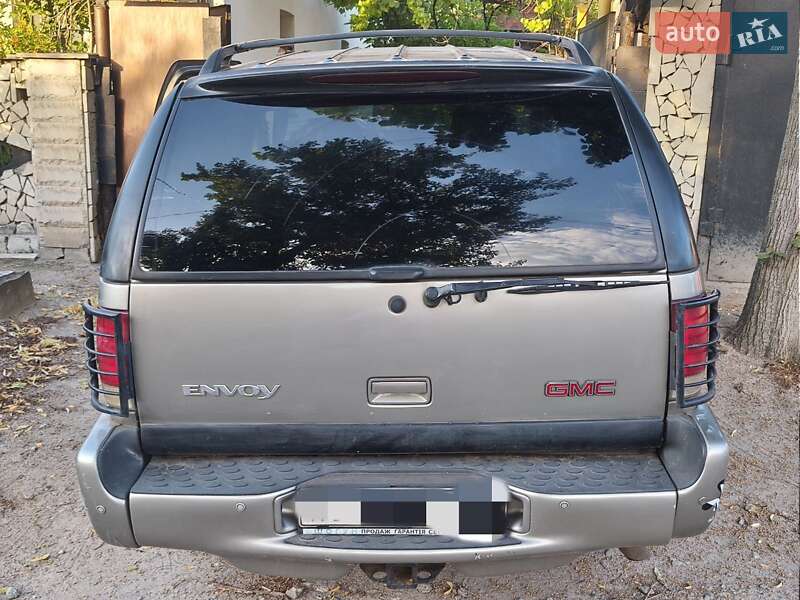 Внедорожник / Кроссовер GMC Envoy 1999 в Кропивницком