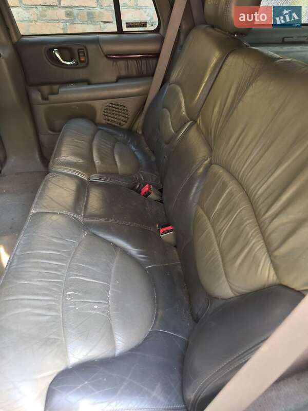 Внедорожник / Кроссовер GMC Envoy 1999 в Кропивницком