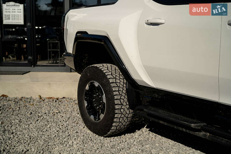 Пікап GMC Hummer EV 2023 в Чернівцях