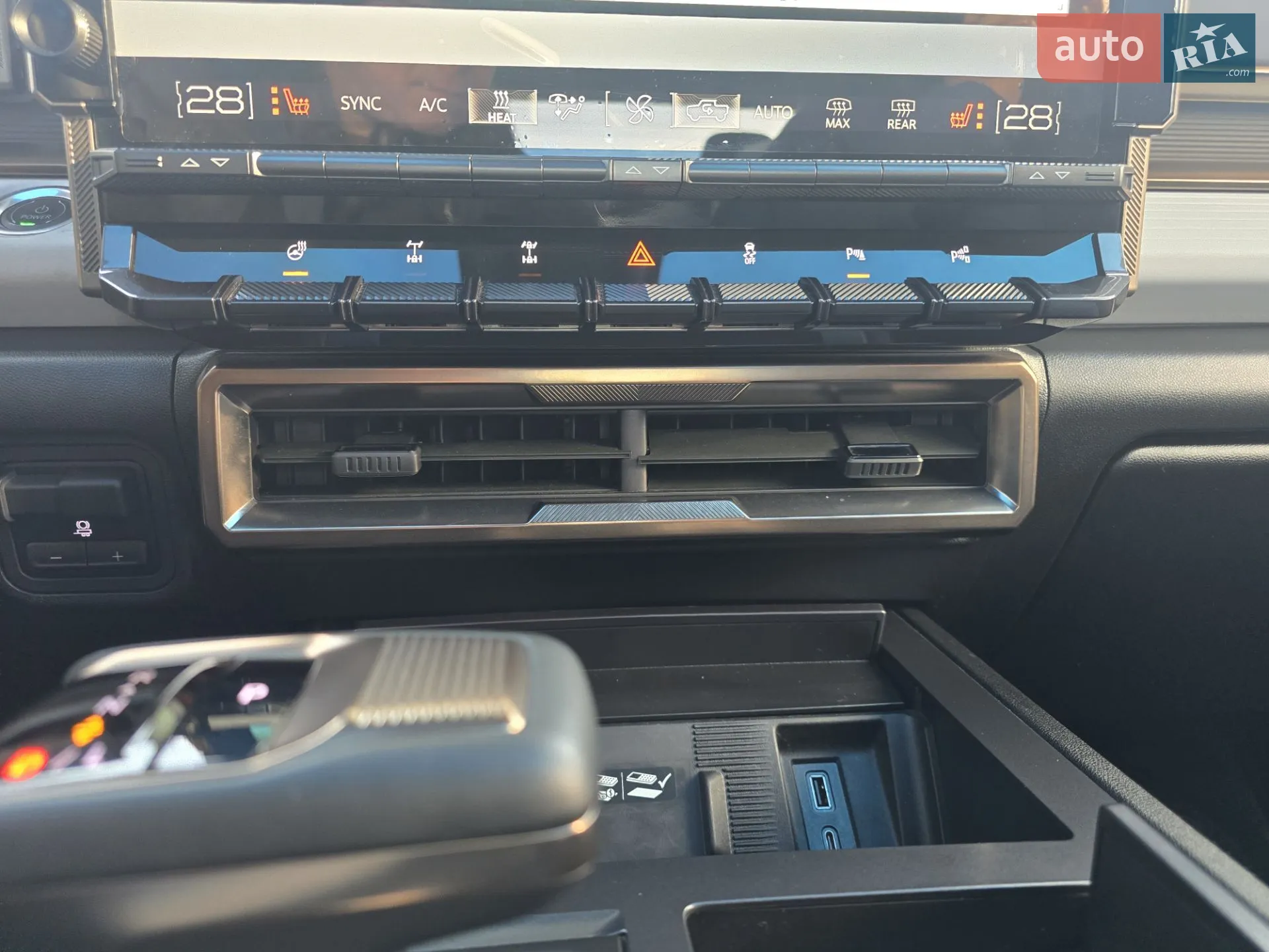 2023 GMC Hummer EV - мініатюра 36