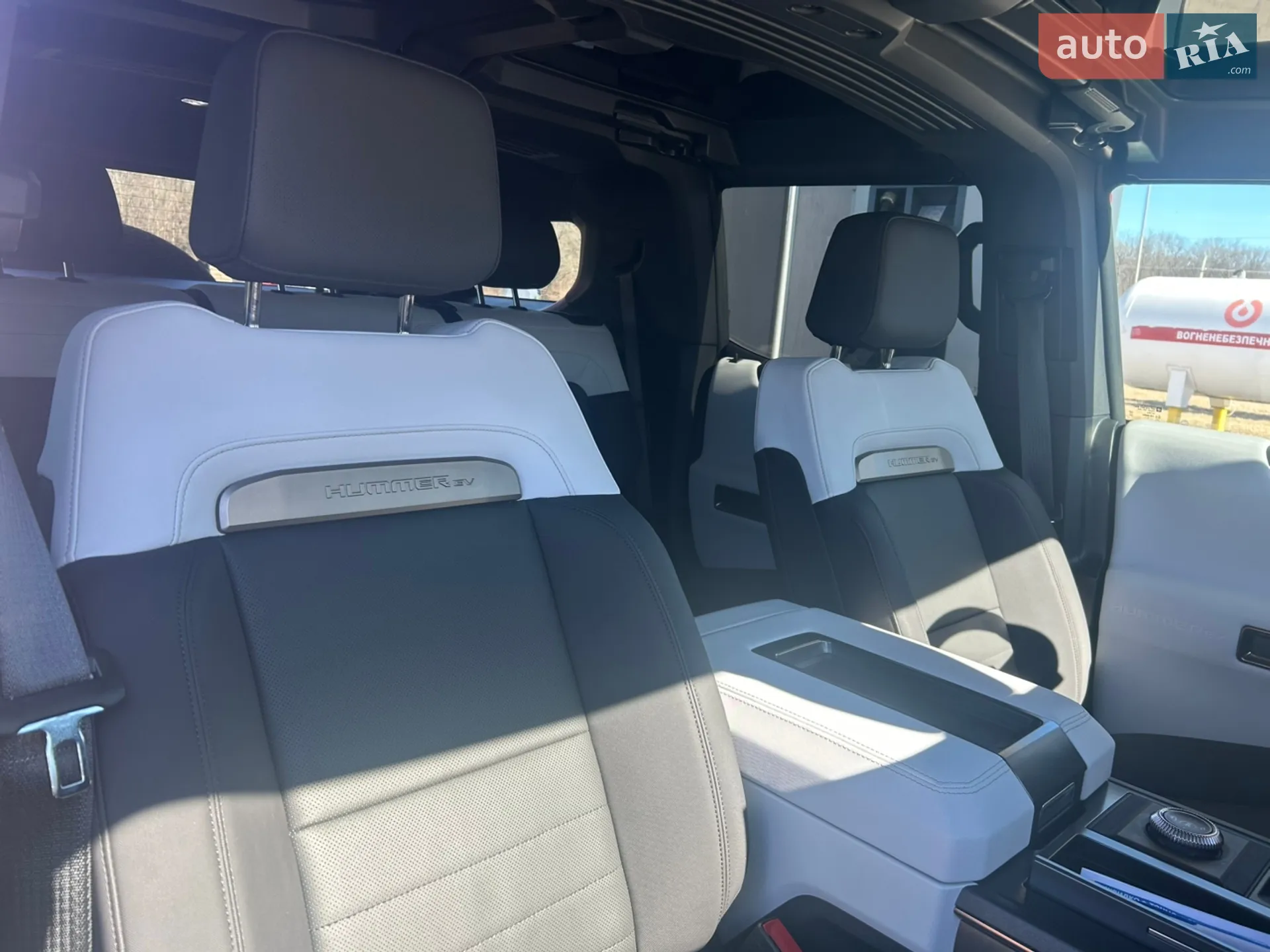 2024 GMC Hummer EV - мініатюра 12