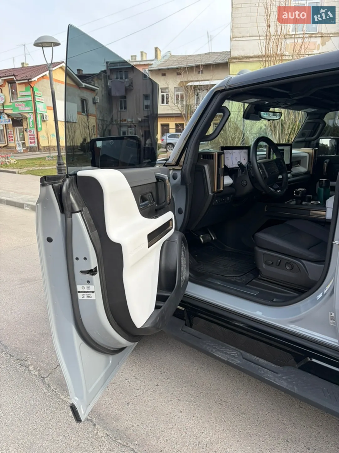 2024 GMC Hummer EV - мініатюра 15