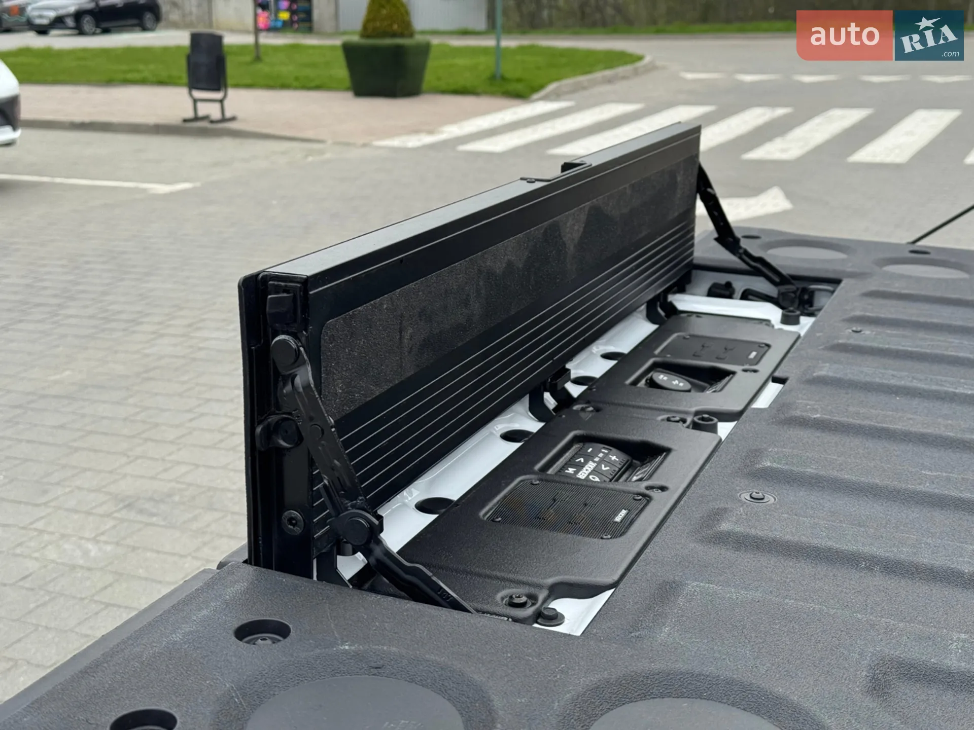 2023 GMC Hummer EV - мініатюра 88