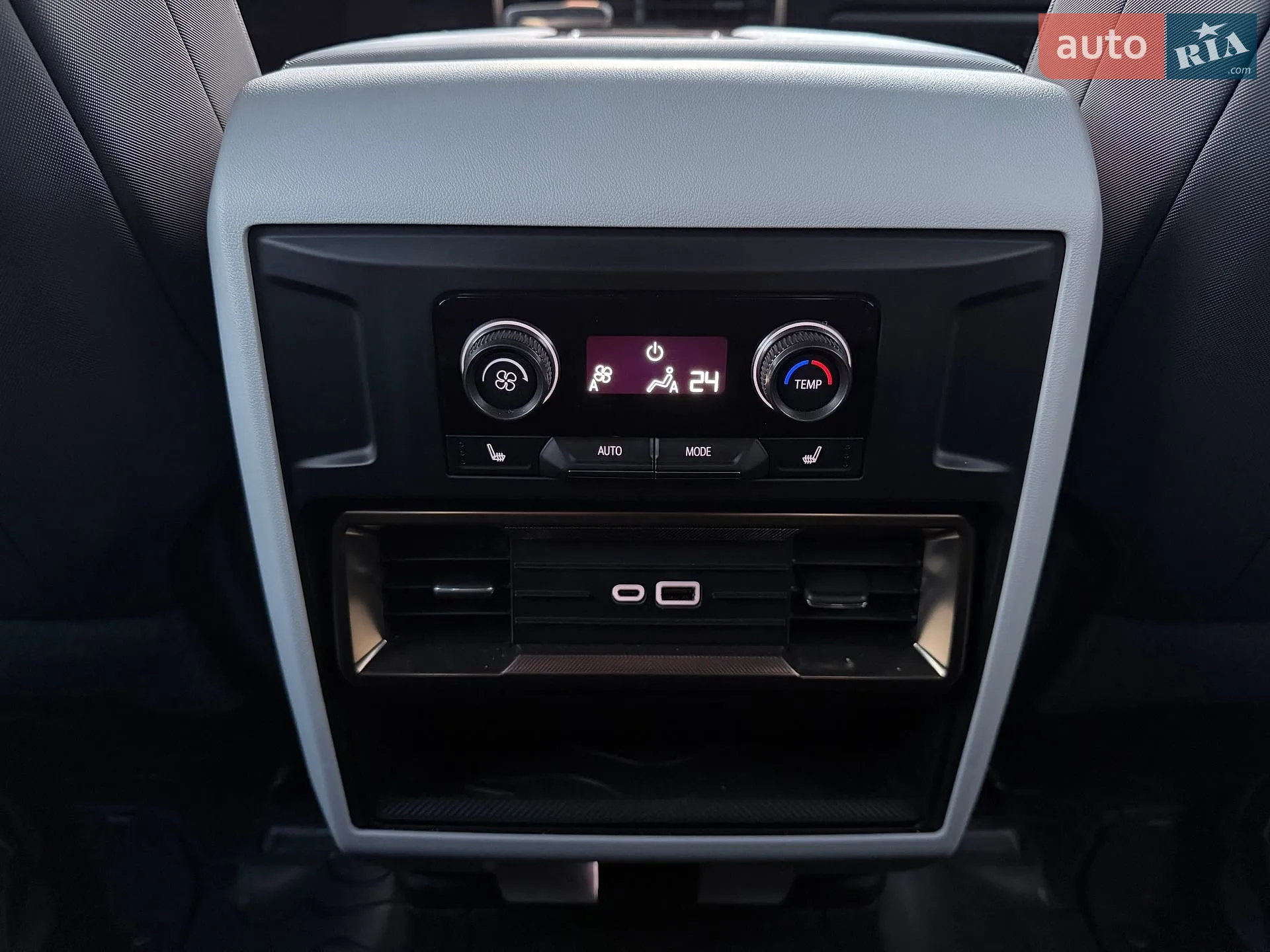 2024 GMC Hummer EV - мініатюра 40
