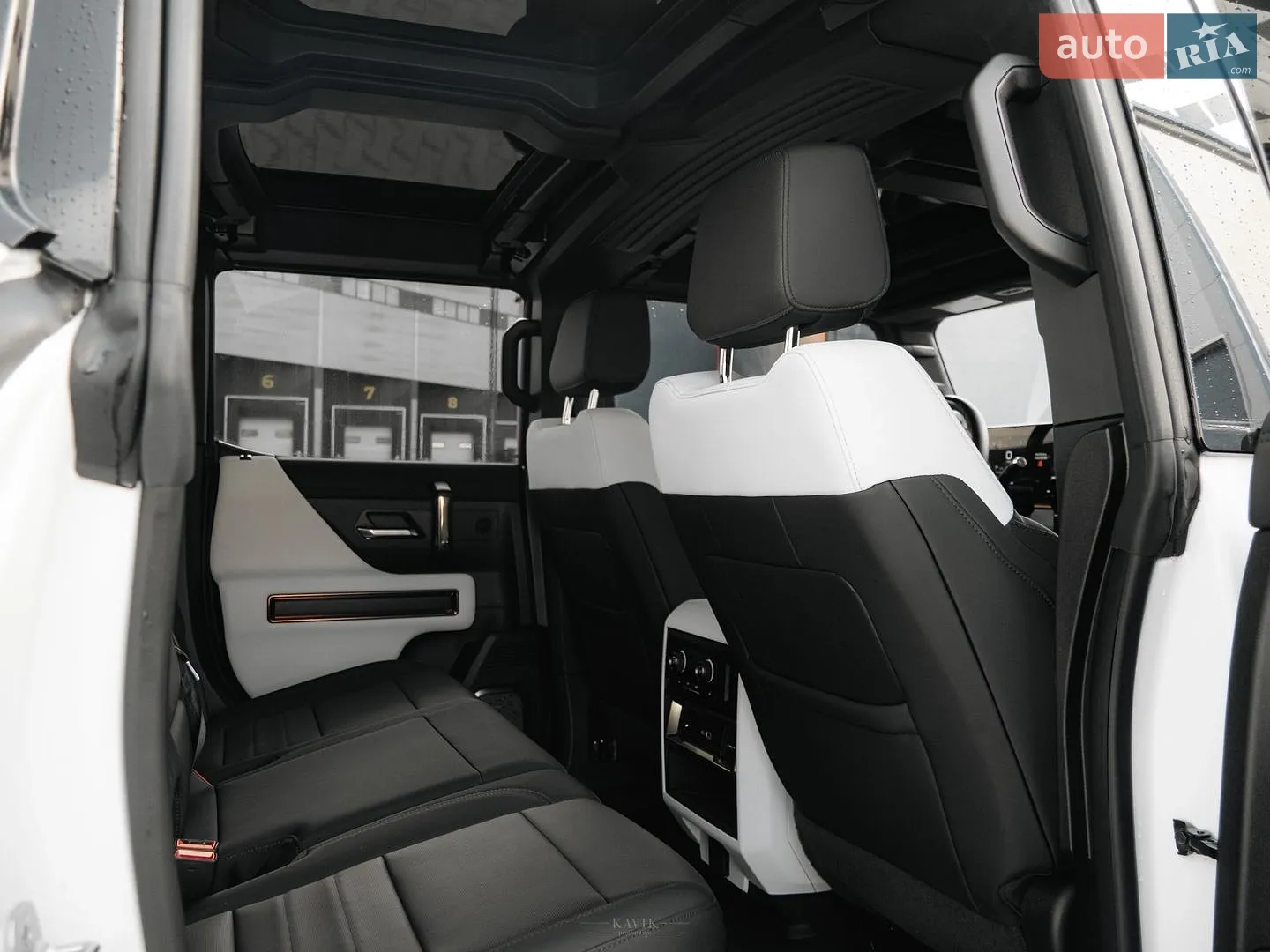 2024 GMC Hummer EV - мініатюра 46