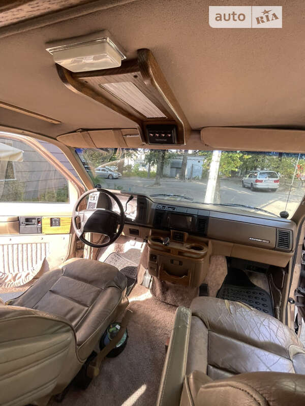 Минивэн GMC Safari 1995 в Киеве
