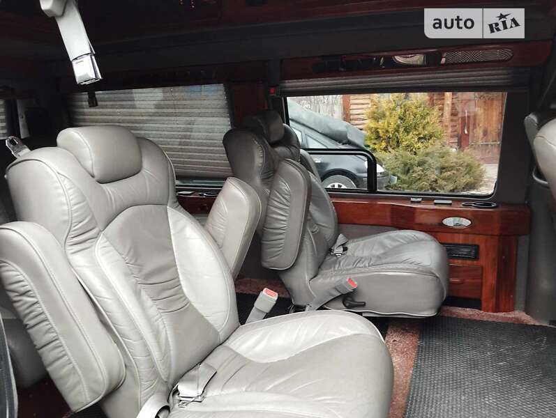 Мінівен GMC Savana 2001 в Баранівці