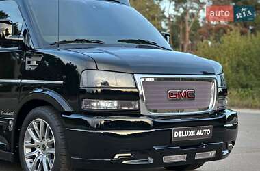 Минивэн GMC Savana 2020 в 