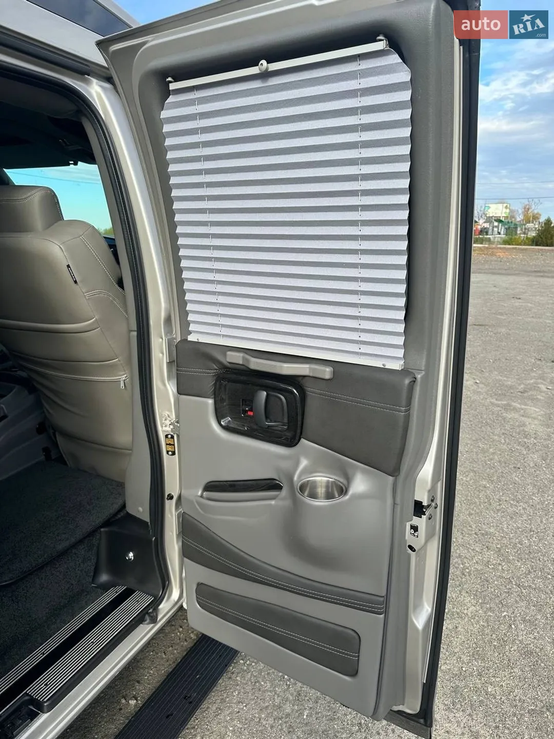 2020 GMC Savana - мініатюра 22