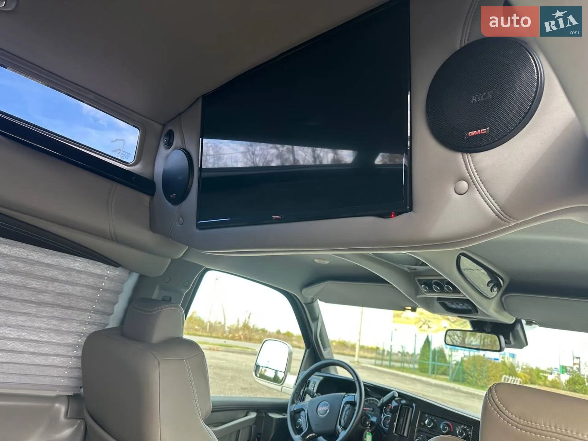 2020 GMC Savana - мініатюра 26