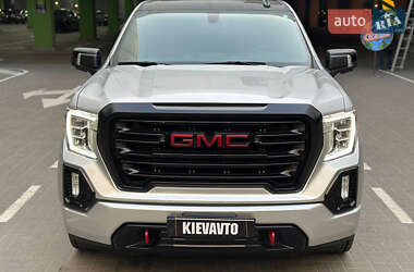 Пикап GMC Sierra 2021 в 
