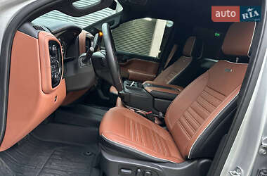Пикап GMC Sierra 2021 в 