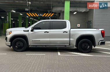 Пикап GMC Sierra 2021 в 
