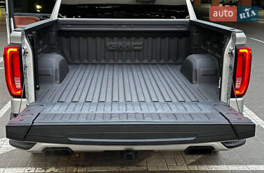 Пикап GMC Sierra 2021 в 