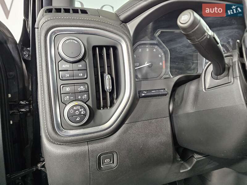 Пікап GMC Sierra 2019 в Києві
