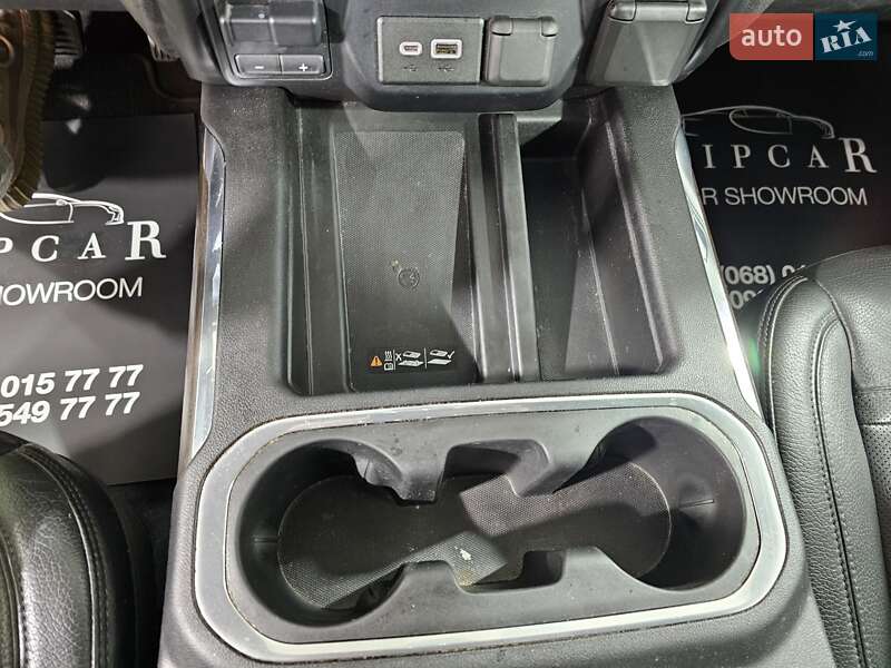 Пікап GMC Sierra 2019 в Києві
