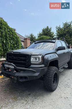 Пікап GMC Sierra 2016 в Києві