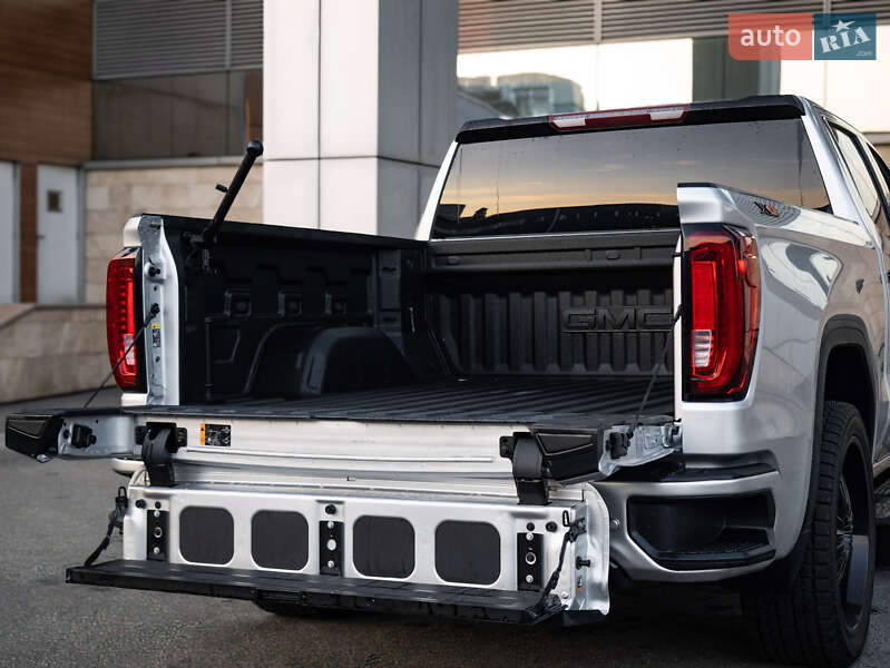 Пікап GMC Sierra 2021 в Києві