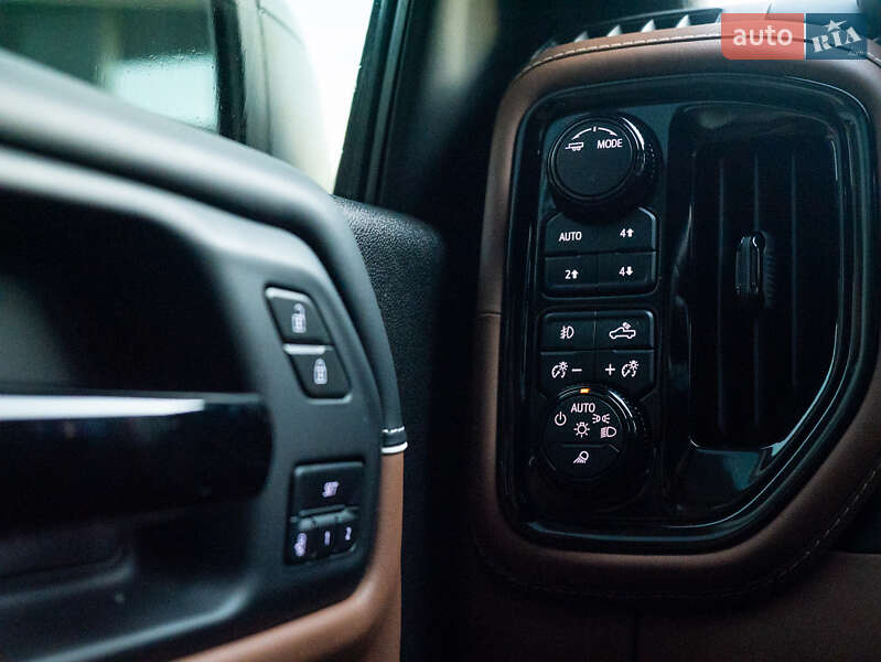 Пікап GMC Sierra 2021 в Києві