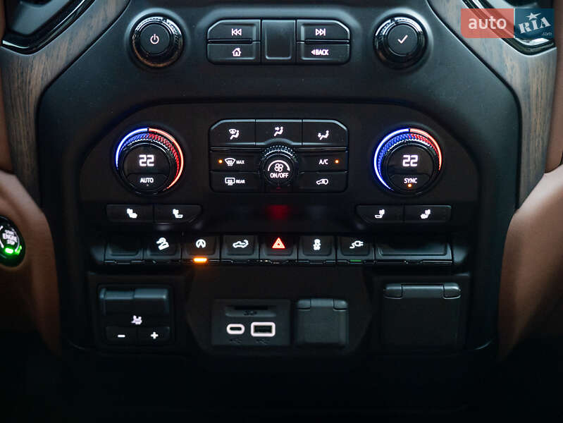 Пікап GMC Sierra 2021 в Києві