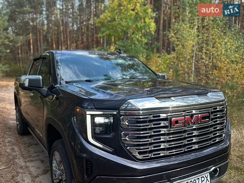 GMC Sierra