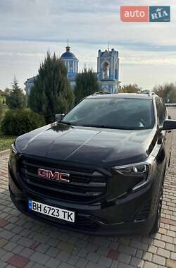 Внедорожник / Кроссовер GMC Terrain 2018 в 