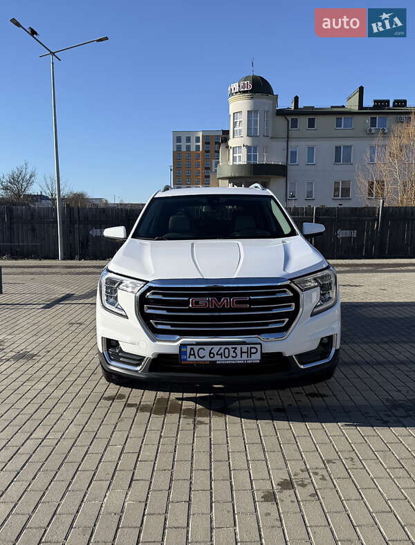 Внедорожник / Кроссовер GMC Terrain 2022 в 