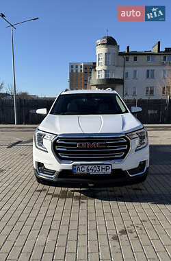 Внедорожник / Кроссовер GMC Terrain 2022 в 