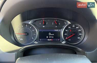 Внедорожник / Кроссовер GMC Terrain 2022 в 
