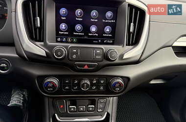 Позашляховик / Кросовер GMC Terrain 2019 в 