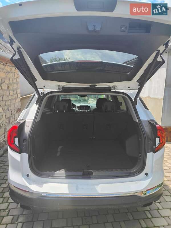 Внедорожник / Кроссовер GMC Terrain 2019 в Ямполе фото 13 Внедорожник / Кроссовер GMC Terrain 2019 в Ямполе