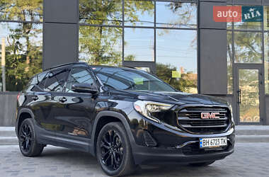 Внедорожник / Кроссовер GMC Terrain 2018 в 