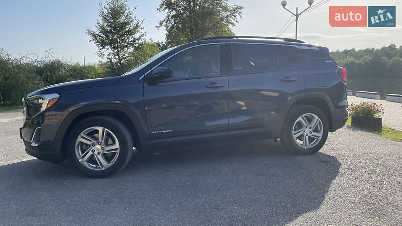 Внедорожник / Кроссовер GMC Terrain 2017 в Ивано-Франковске