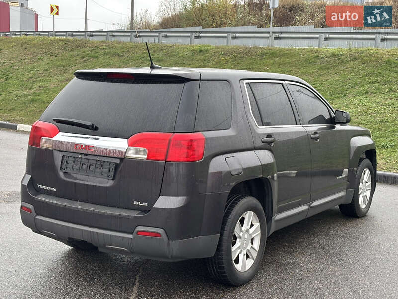 Внедорожник / Кроссовер GMC Terrain 2013 в Киеве