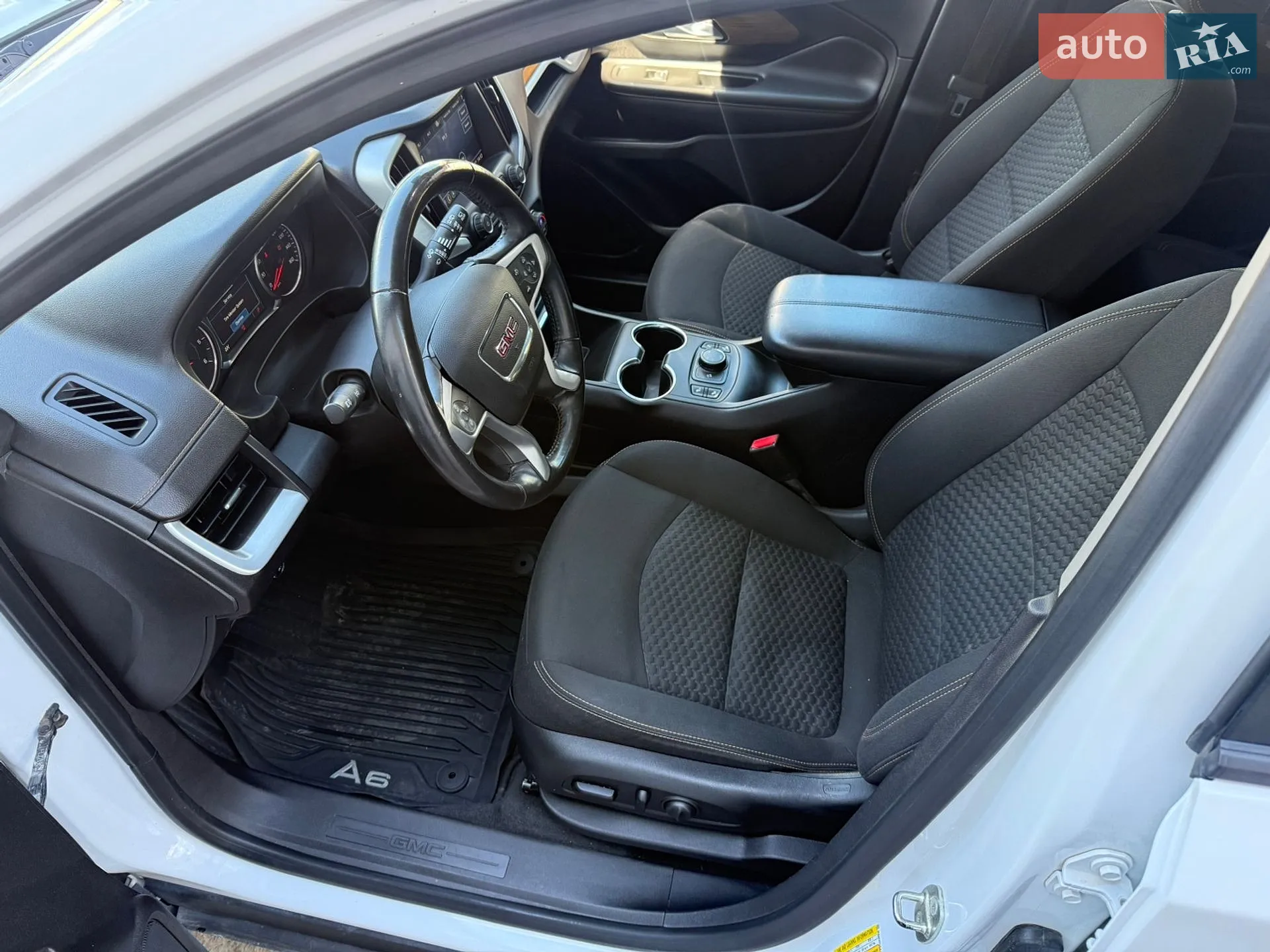 2017 GMC Terrain - мініатюра 19